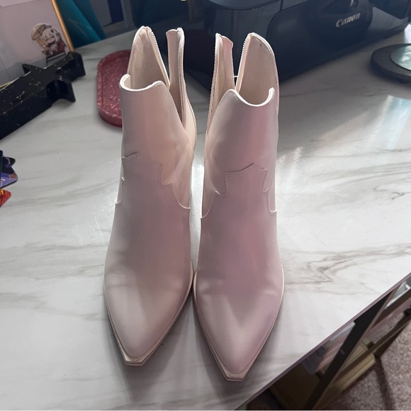 Like New Cream Cowboy Style Ankle boots - Picture 2 of 5